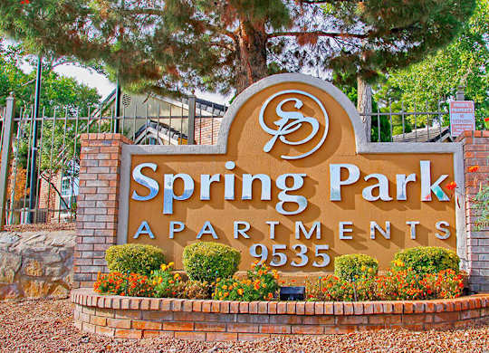 Spring Park Sign