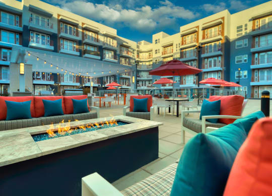 Outdoor Courtyard with Fire Pit at The Rey Downtown Apartments, Phoenix 