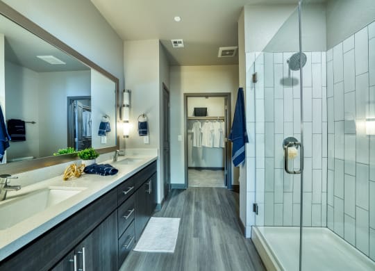 Luxurious Bathroom at The Rey Downtown Apartments, Phoenix, AZ