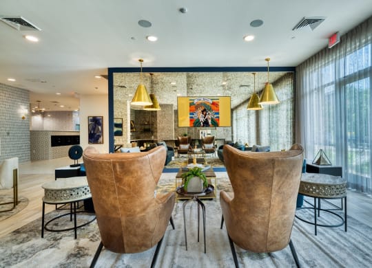 Community Seating Area at The Rey Downtown Apartments, Phoenix 