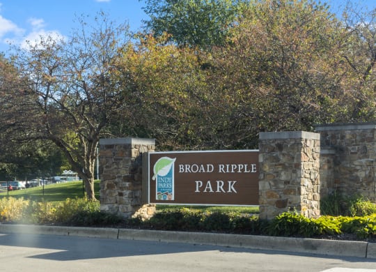 the sign for broad ripple park at the entrance of the park