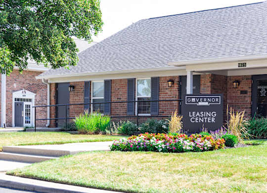 Leasing Office Exterior at Governor Square Apartments, Indiana