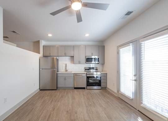 the preserve at ballantyne commons apartment living room and kitchen