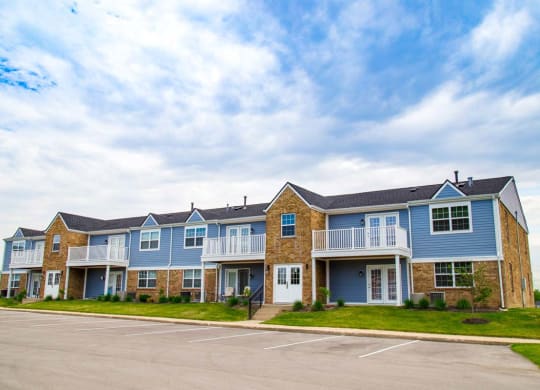 Apartment Exterior at Gramercy, Carmel, 46032