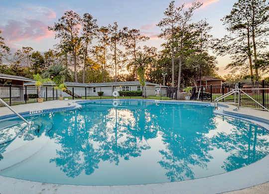 Addison Lane Apartment homes in Gainesville Florida photo of resort style pool