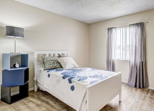 Large bedroom in pet-friendly Aurora Meadows apartments in Aurora, Colorado