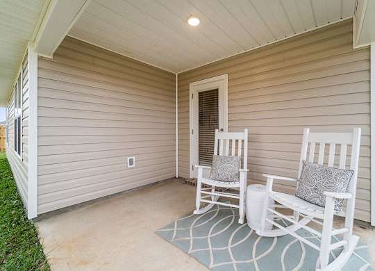 Outdoor Patio at Rock Ridge, Florida