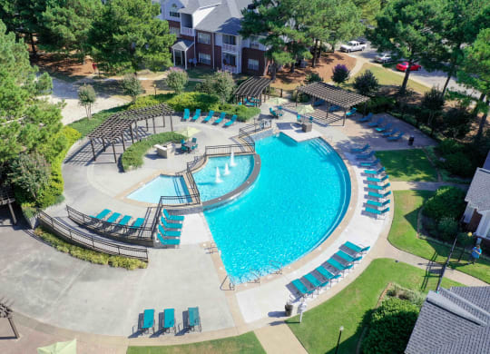 Enclave at Wolfchase Apartments in Cordova Tennessee photo of aerial view of pool