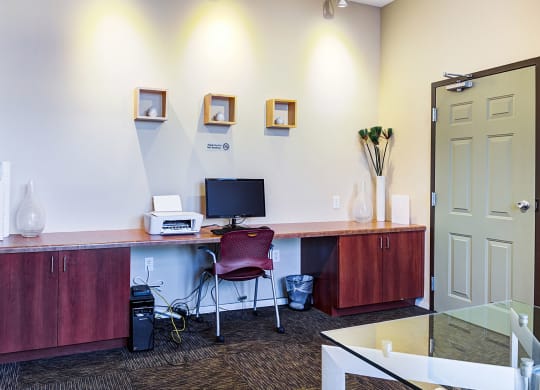 business center at Uptown Lake Apartments, Minneapolis