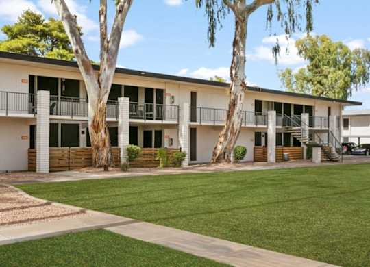 Exterior of apartment building at Sentry Tempe in Tempe near Mesa, Arizona