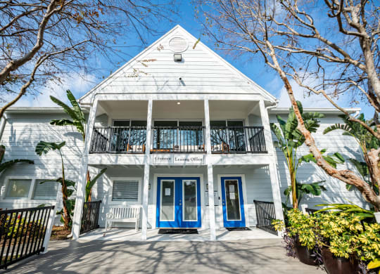 The Commons Apartments in Tampa Florida photo of leasing office