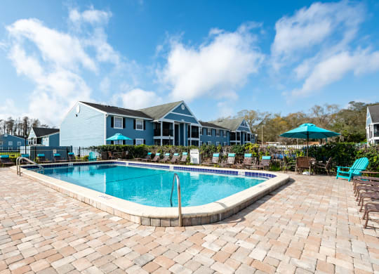 The Commons Apartments in Tampa florida photo of resort style pool
