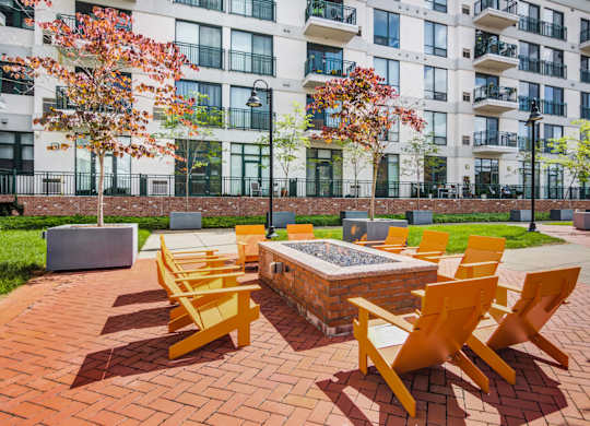courtyard seating around fire pit