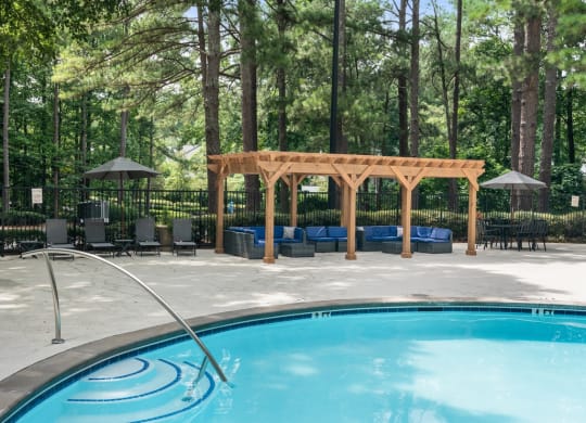 Wyndcliff Galleria Apartments Smyrna Ga Sparkling pool