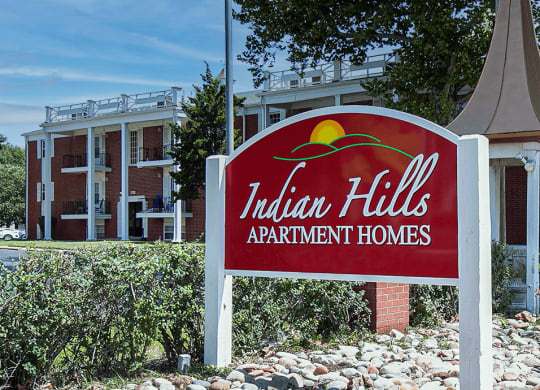 Indian Hills Apartments outdoor sign