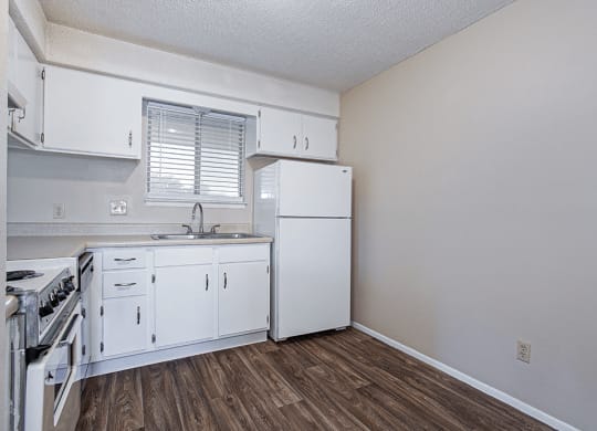 Wichita 1 bedroom apartment with large kitchen