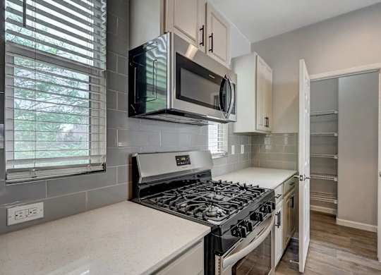 Electric Range In Kitchen at Habitat @ DTLV, Las Vegas, NV, 89106