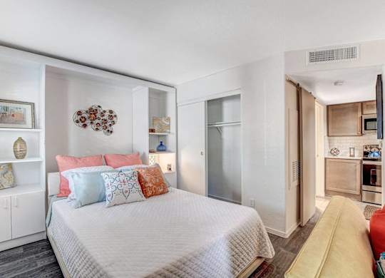 Large Bedroom at The 95 Apartments, Las Vegas