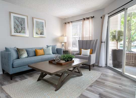Expansive floor plans with upgraded lighting and fixtures at Britton Woods Apartments in Dublin, OH