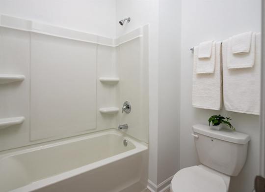 Another view of the bathroom
