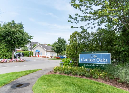 Carlton Oaks signage and leasing office