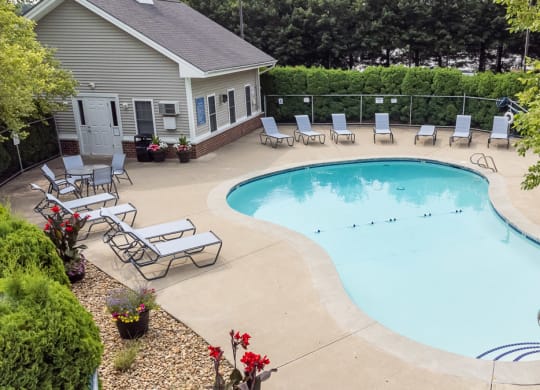 Carlton Oaks pool