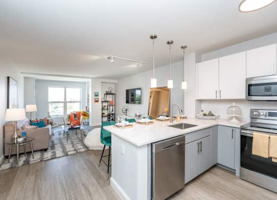 Munroe Place in Quincy apartment with high quality finishes and stainless steel appliances