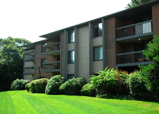 Weymouth Apartments Landscaping Exterior