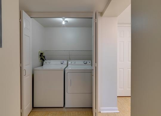 In home washer and dryers at Ni at Ninth Square Apartments, Connecticut, 06510