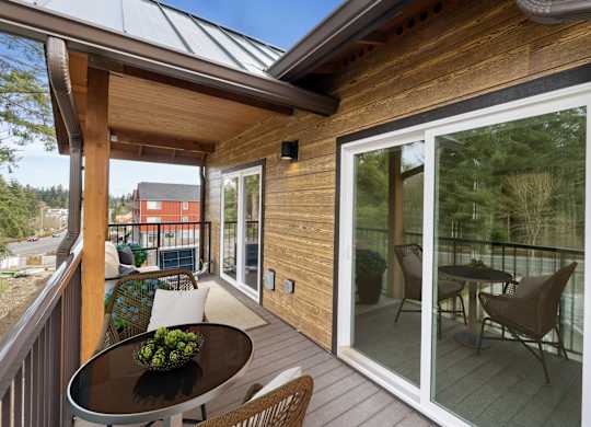 Red Cedar Furnished Balcony