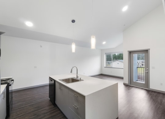 2 Bedroom Vaulted Ceilings