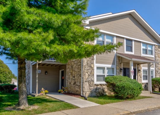 Property Exterior at Sandstone Court Apartments, Indiana