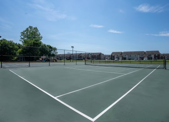 Full Size Basketball Court at Walnut Creek Apartments, Kokomo, IN, 46902