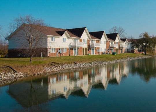 Lake With Lush Natural Surrounding at Waterstone Place Apartments, Indiana