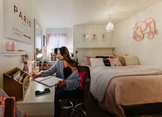 Live In Cozy Bedrooms at University Commons, Pittsburgh, 15213