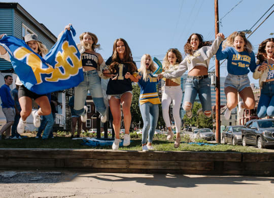 Pitt Students at University Commons, Oakland, Pittsburgh