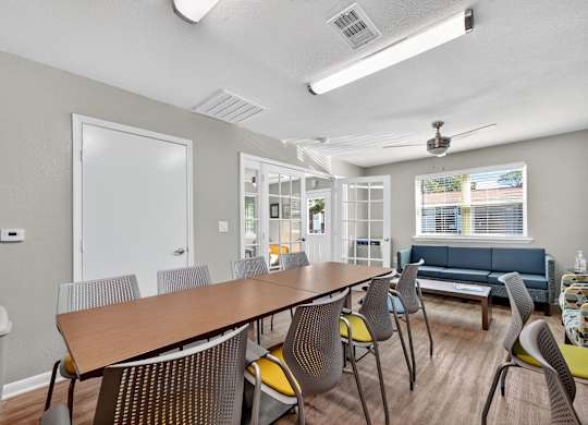 A Room With a Couch at Fair Oaks Apartments, Little Rock