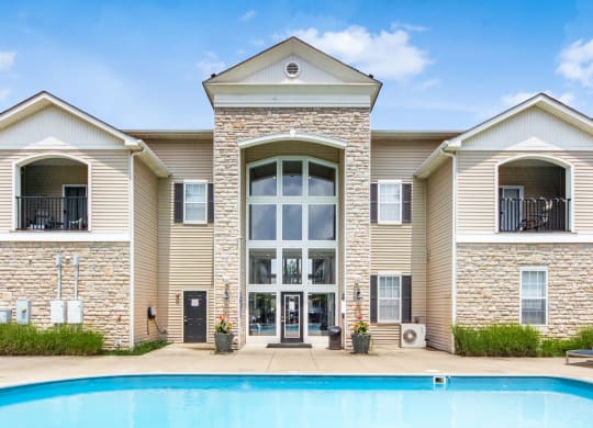 the swimming pool at the falls at rollestone apartments