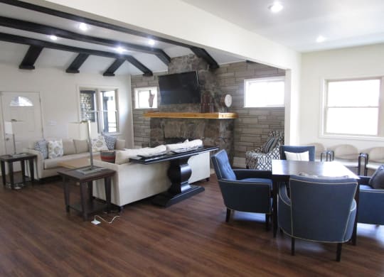 Dining and kitchen at Rivers Edge Apartments and Townhomes, Ohio
