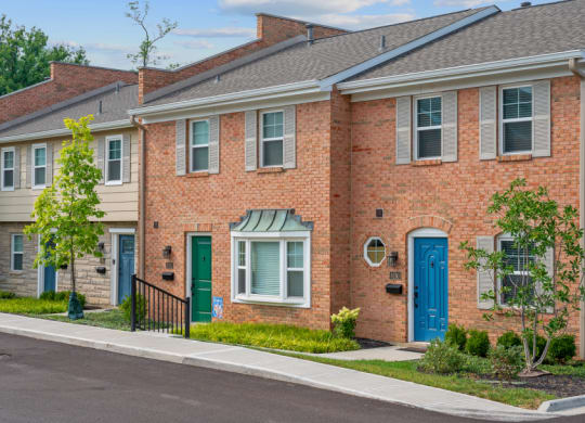 Property Exterior at Galbraith Pointe Apartments and Townhomes, Cincinnati, OH, 45231