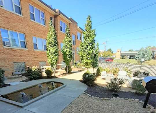 Courtyard at Cincinnati Premier Living*, Cincinnati, OH