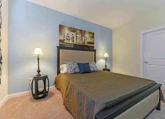 Large Bedroom at Grove City Summit, Grove City, 43123
