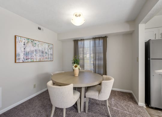 Dining Space at Enclave, Beavercreek
