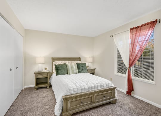 Well Appointed Bedroom at Enclave, Ohio