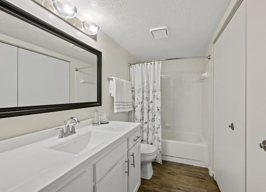 Bathroom With Bathtub at Enclave, Beavercreek, OH