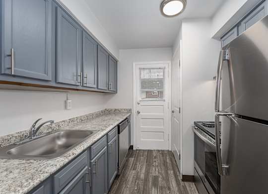 Fernview-Renovated one bedroom ranch style