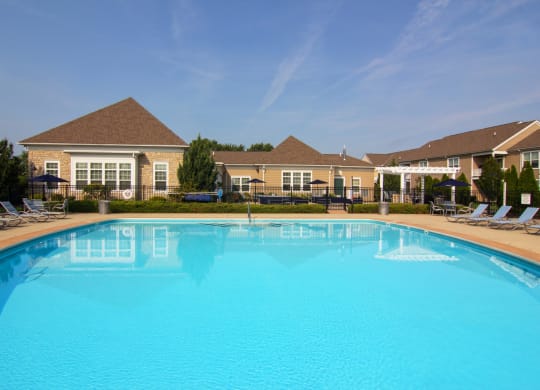 Swim at Grove City Summit Apartments, Grove City, Ohio