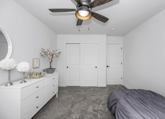 Ceiling Fan In Bedroom at Galbraith Pointe Apartments and Townhomes*, Cincinnati, 45231