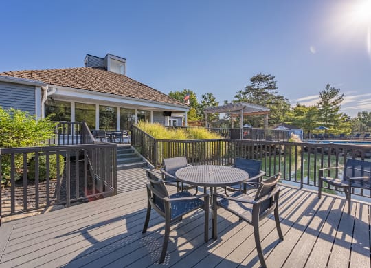Outdoor sitting area at Harpers Point Apartments, Cincinnati