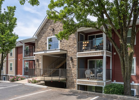Property Exterior at Galbraith Pointe Apartments and Townhomes, Cincinnati, OH